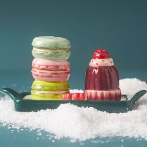 Holifaye ceramic stoneware salt and pepper